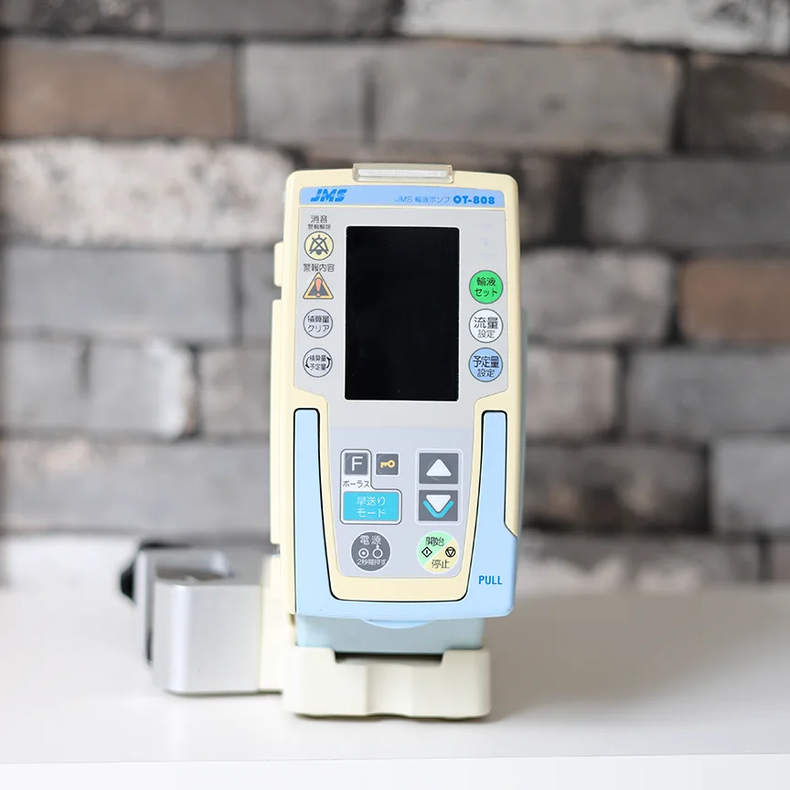 輸液ポンプOT-808、液晶ディスプレイと操作ボタン付き